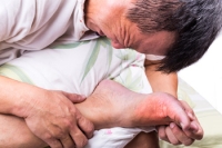 Causes and Symptoms of Gout
