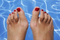 Freestyle Swimming and Foot Pain